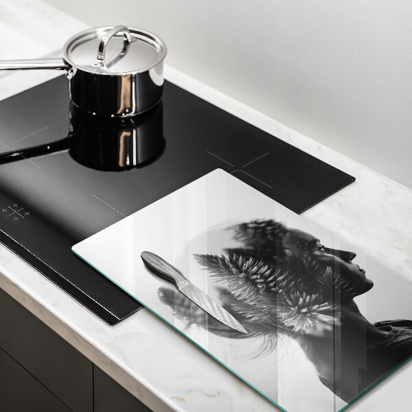 Tocător sticlă Femeie și pădure