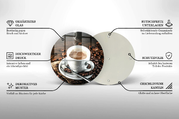 Tocător de bucătărie ceașcă și boabe de cafea