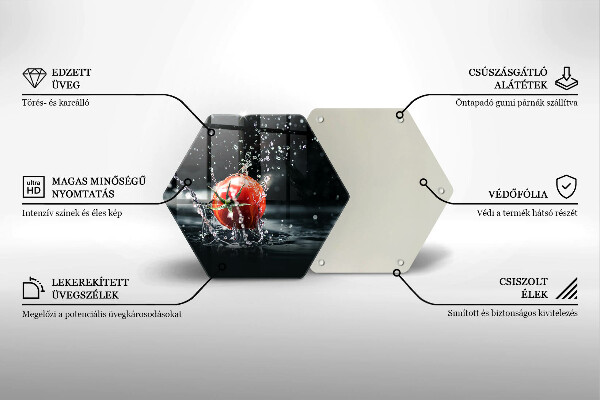 Tocător sticlă Roșie în apă