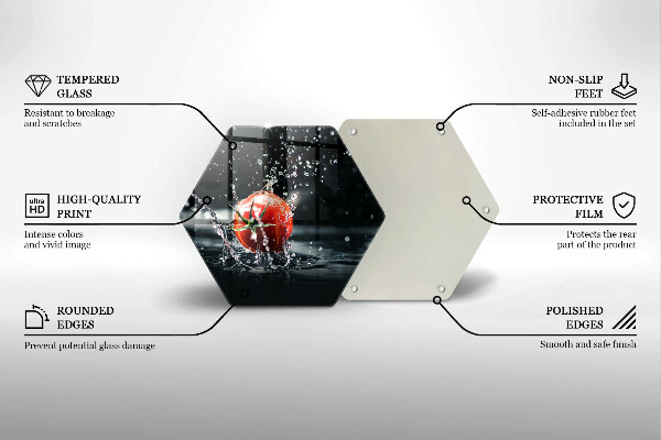 Tocător sticlă Roșie în apă
