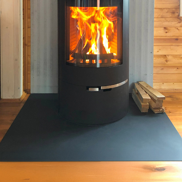 Placă de protecție sub aragaz în dimensiunea 100x80 cm