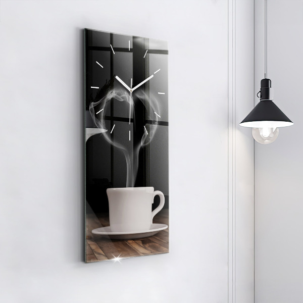 Ceas vertical de perete din sticlă O ceașcă de cafea fierbinte