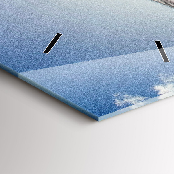 Ceas vertical de perete din sticlă Steagul polonez pe cer