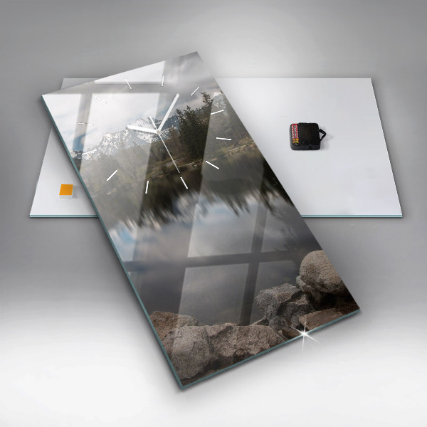 Ceas vertical de perete din sticlă Înaltul Tatra din Slovacia