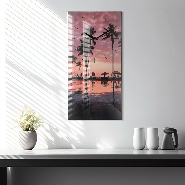 Ceas vertical de perete din sticlă Palmieri din Hawaii