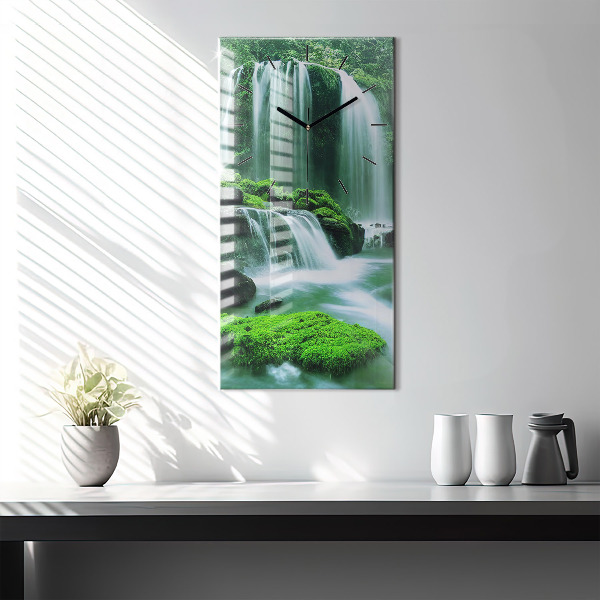 Ceas vertical de perete din sticlă Cascada printre mușchi
