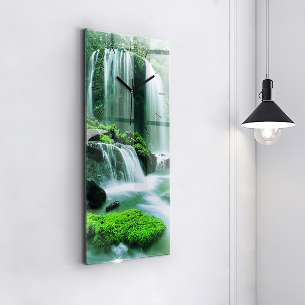 Ceas vertical de perete din sticlă Cascada printre mușchi