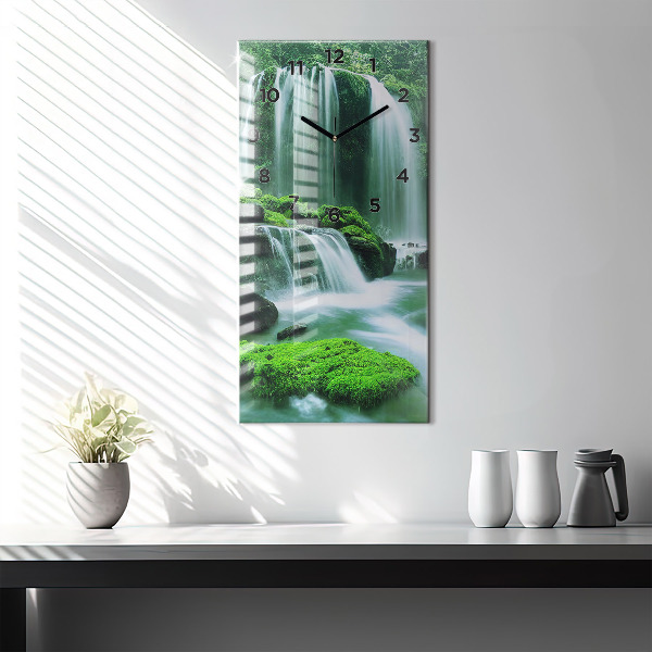 Ceas vertical de perete din sticlă Cascada printre mușchi