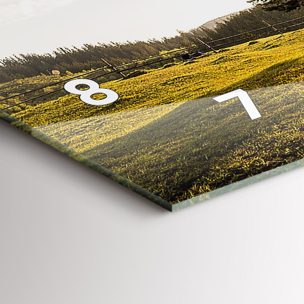 Ceas orizontale de perete din sticlă Un copac pe un deal