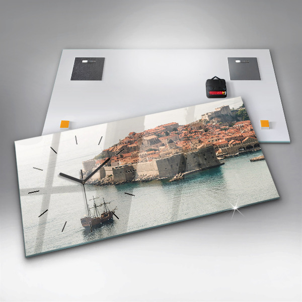 Ceas orizontale de perete din sticlă Nava cu pânze în Dubrovnik