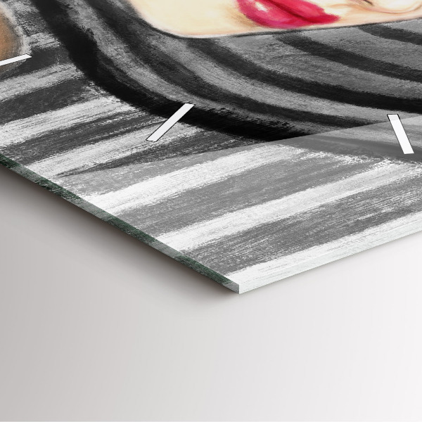 Ceas pătrat de perete din sticlă Femeie în alb și negru