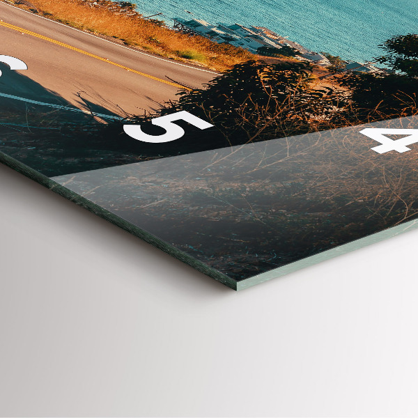 Ceas pătrat de perete din sticlă Palmieri în Malibu