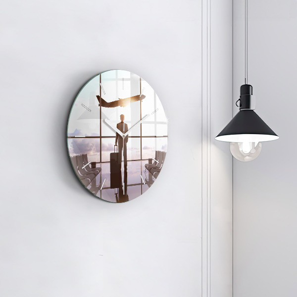 Ceas rotund de perete din sticlă Omul la aeroport