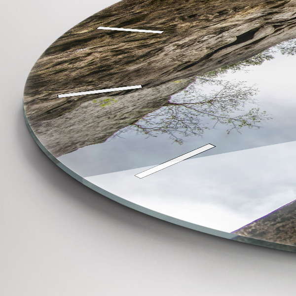 Ceas rotund de perete din sticlă Oraș rock din Republica Cehă